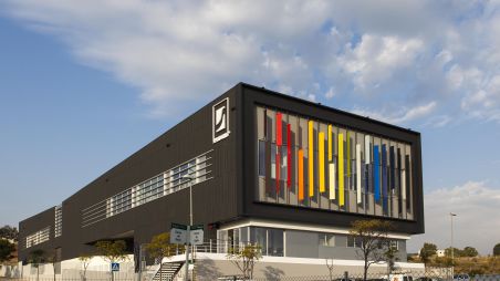 La multinacional Spradling traslada su sede corporativa a Polinyá